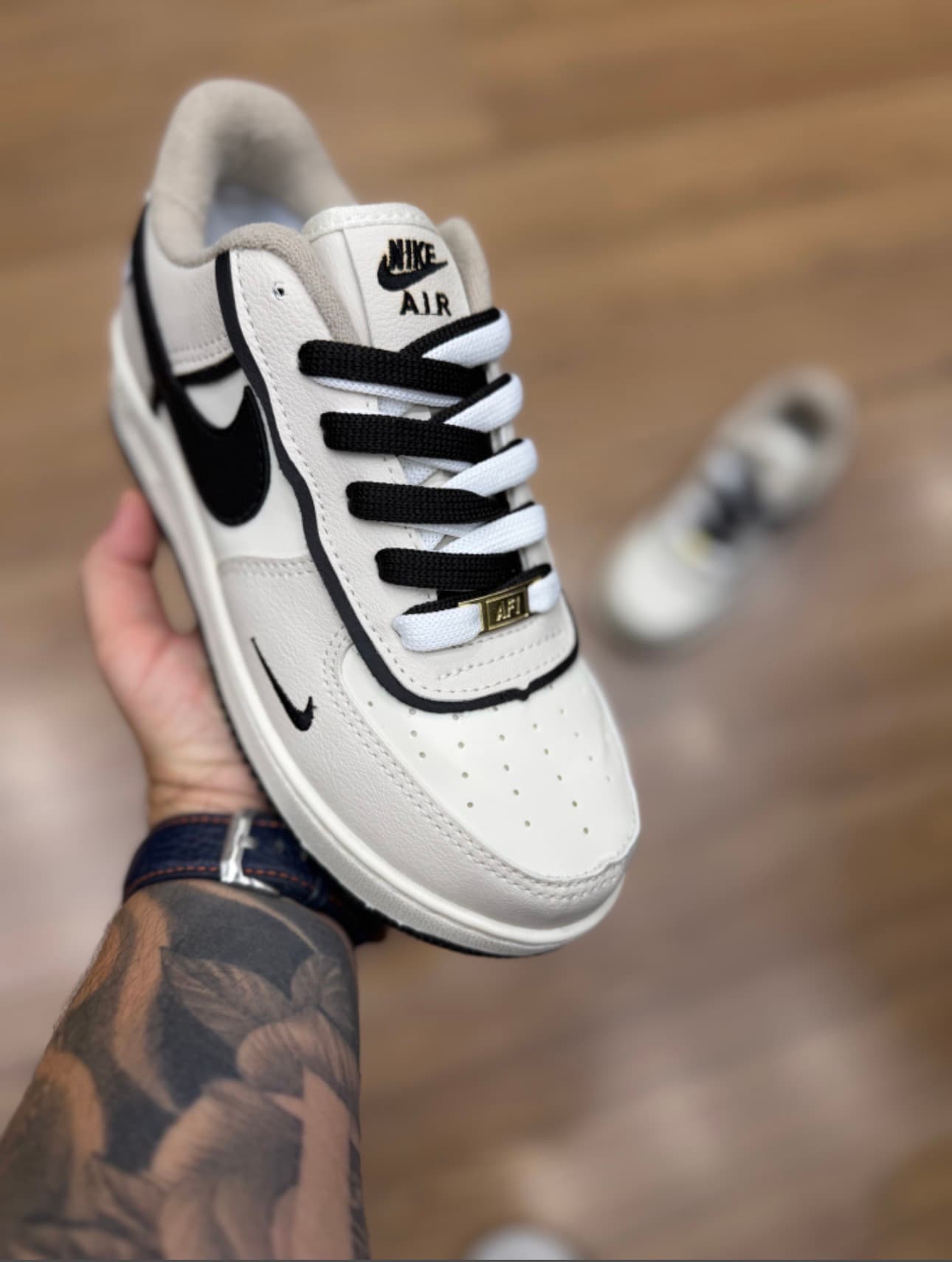 Nike Air Force Escudo
